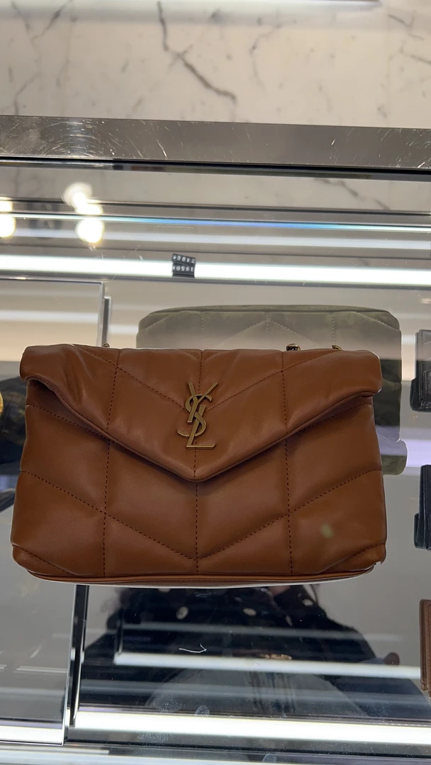全新未使用 YSL/圣罗兰 圣罗兰  云朵包