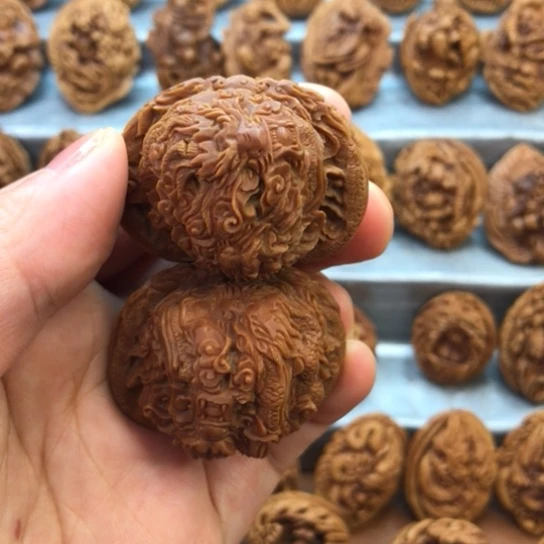 桃核吊坠桃核雕刻材质