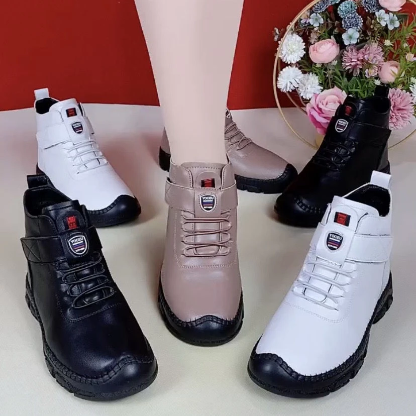 真软皮短靴2023冬季新款加绒保暖平底妈妈鞋软底软面中年女士皮鞋