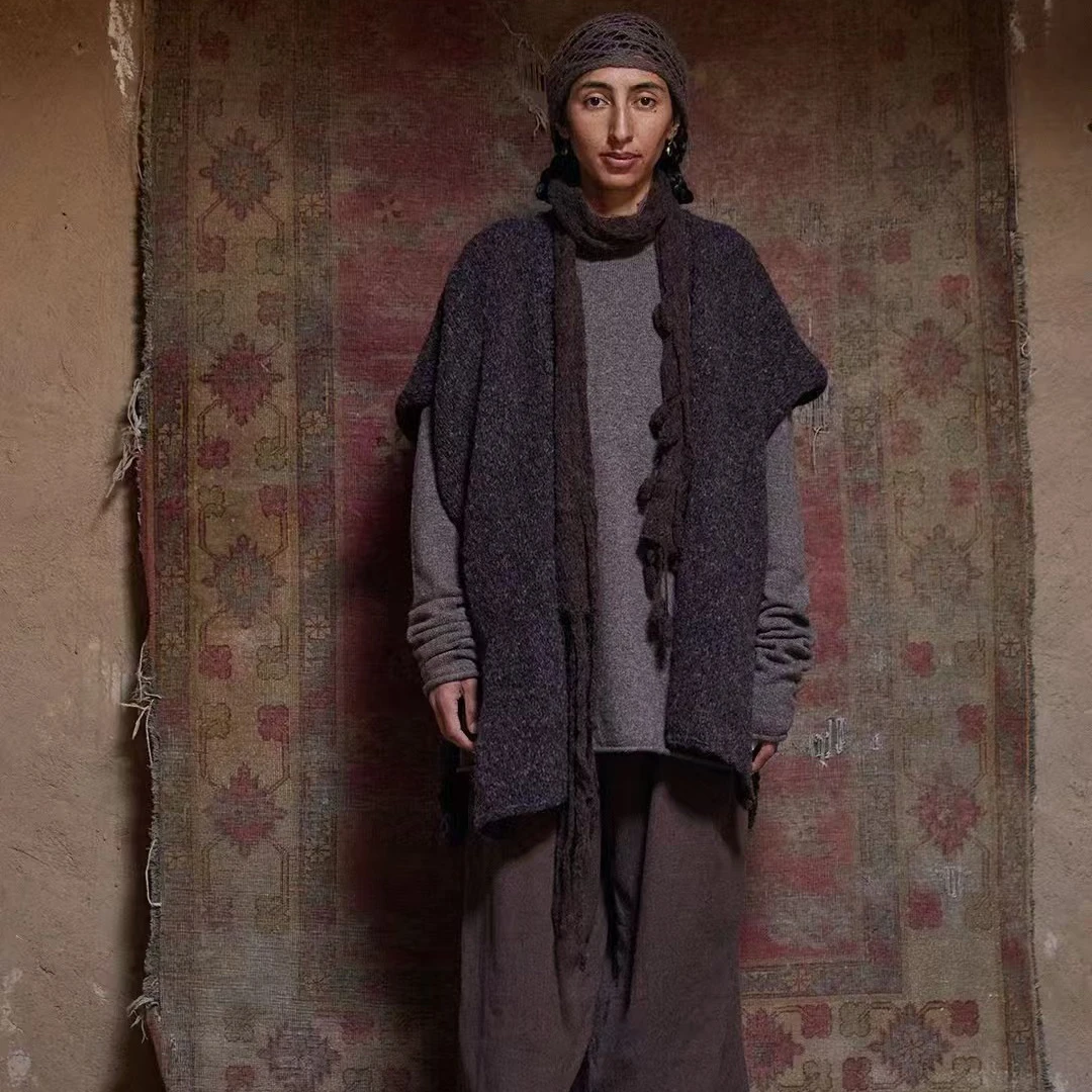 24FW7015针织马甲时尚休闲百搭复古宽松秋冬