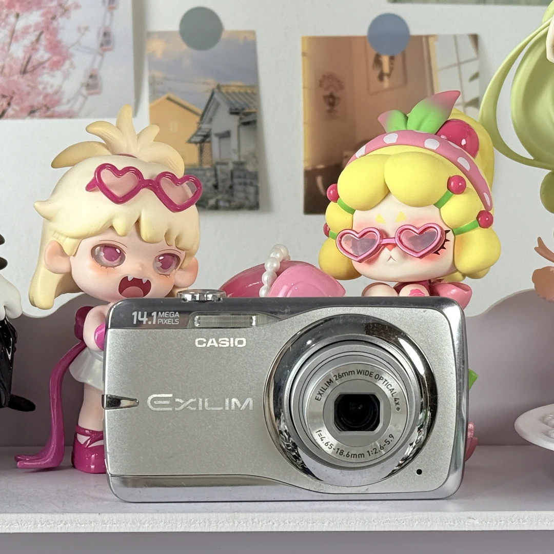 9新 Casio/卡西欧 十二数码 卡西欧Z550复古CCD包配件