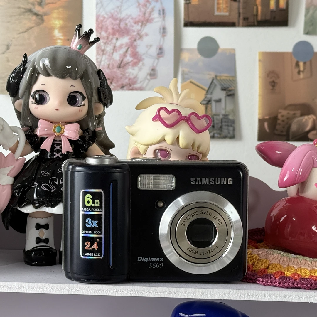 9新 Samsung/三星 十二数码 三星S600复古CCD包配件