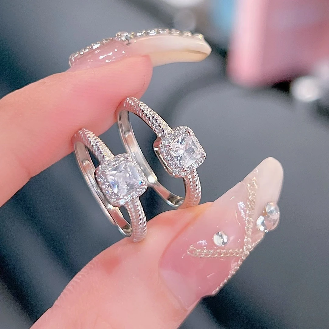 足银合成锆石戒指 小方糖戒指 时尚轻奢气质百搭精致个性镶嵌