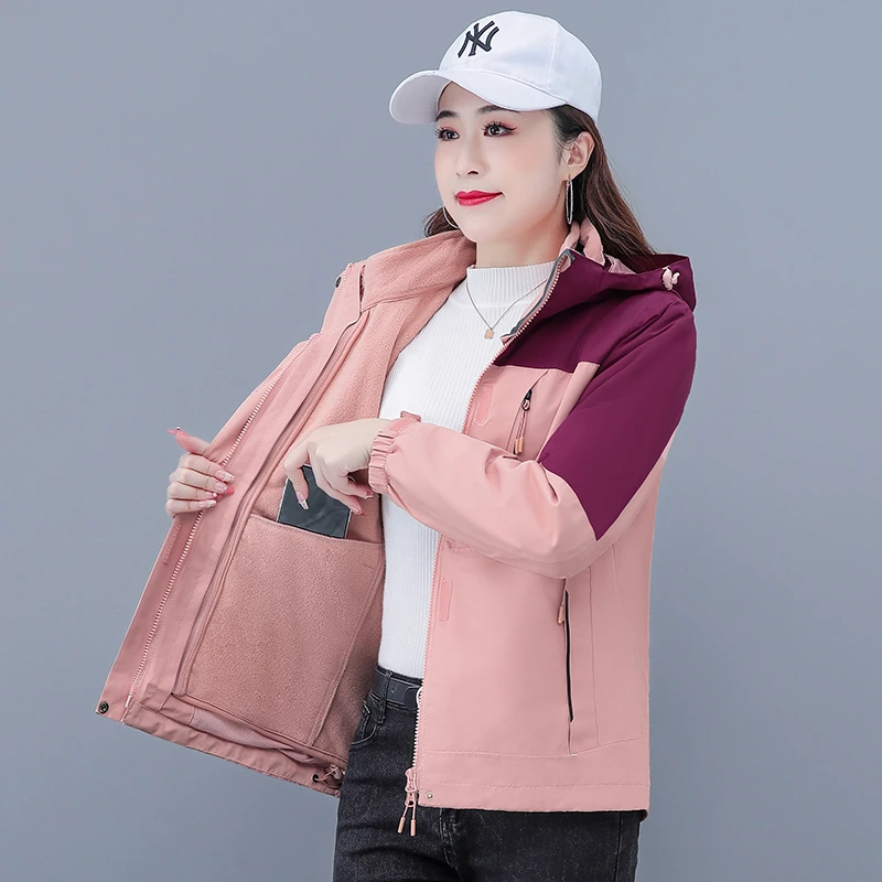 2022新款冲锋衣女三合一可拆卸秋冬季防风加绒加厚户外潮牌外套