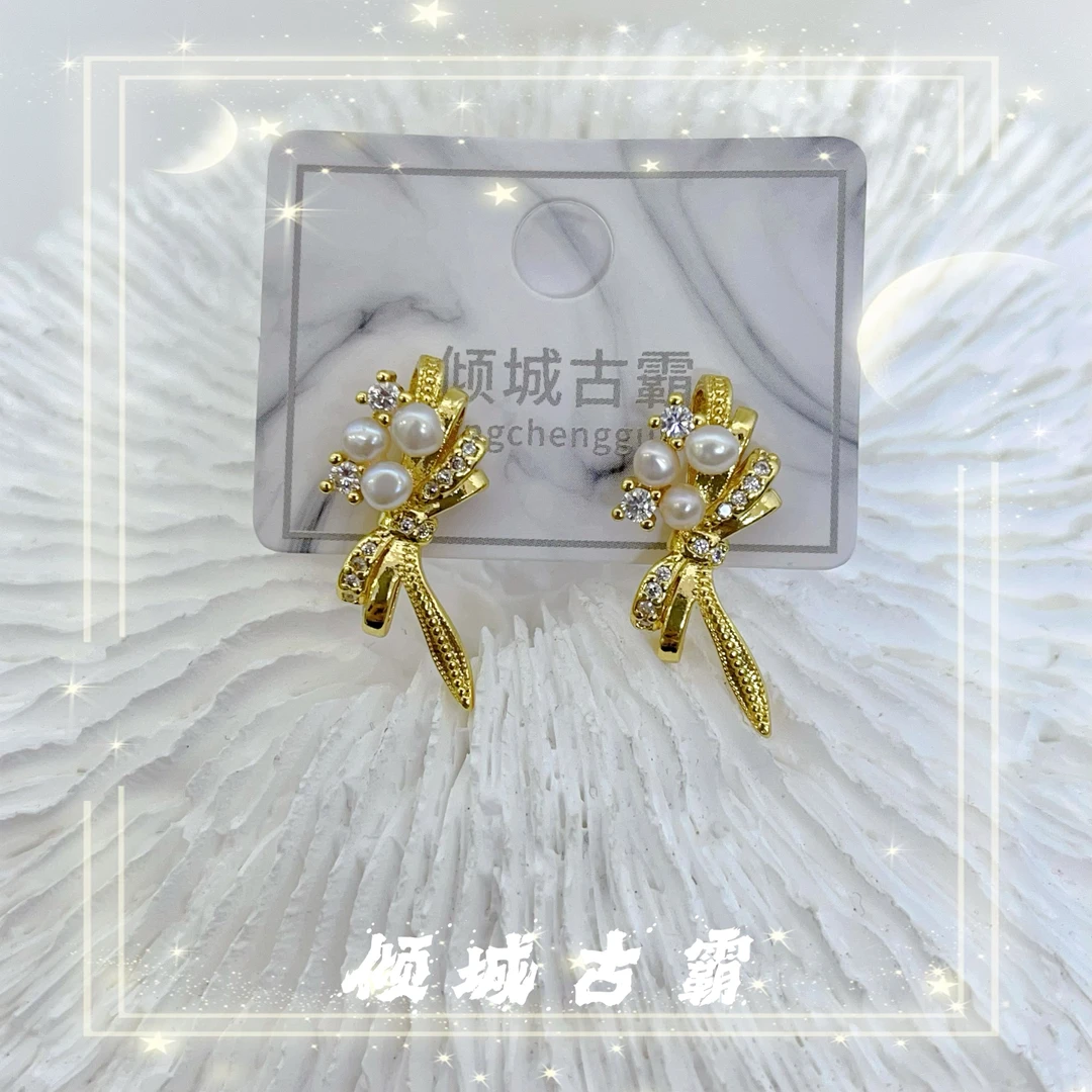 天然珍珠2-3mm白珠手捧蝴蝶丝带耳钉无核扁圆耳钉浪漫气质a381