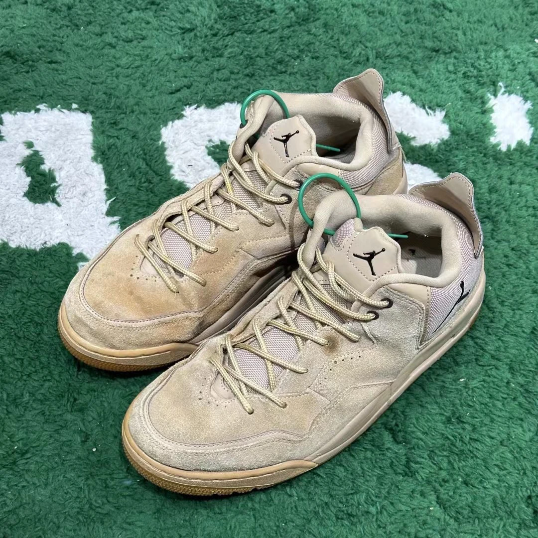 42.5码/ Air Jordan Courtside 23 棕色 高帮篮球鞋 公价439