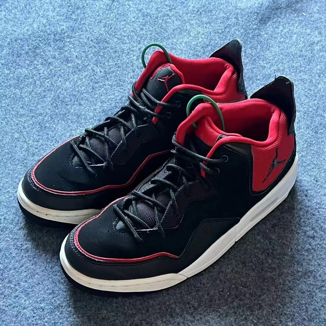 41码/AJ23黑红 低帮篮球鞋 公价1199