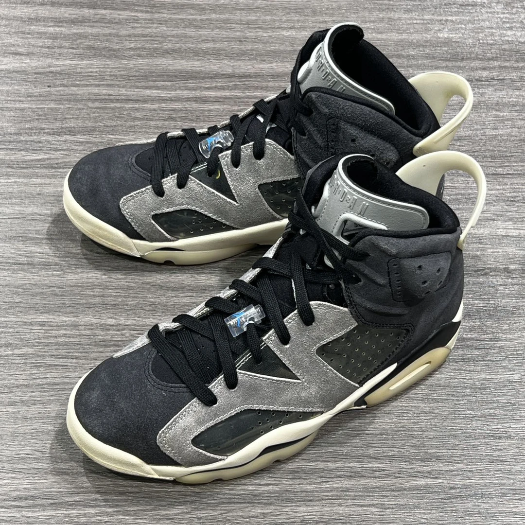 40码/AJ6烟灰/高帮篮球鞋/95新/公价1599 后跟瑕疵 店