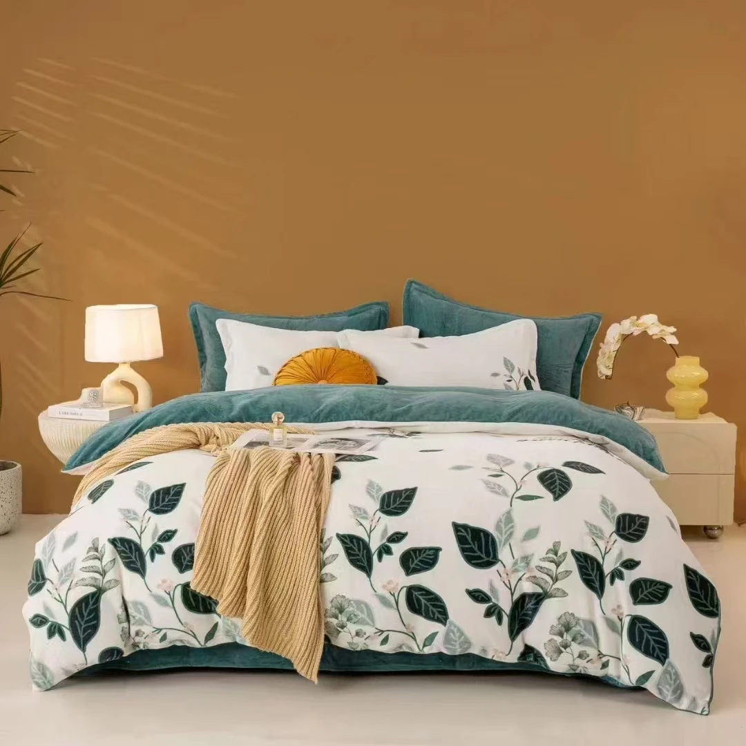 【铭哥家】亲肤柔软加绒加厚防静电印花牛奶绒套件-盛夏