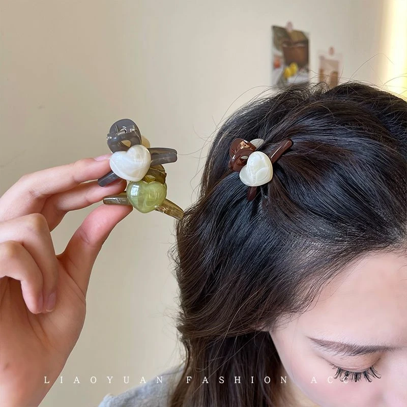 亚克力简约爱心小号抓夹气质刘海夹高级感发夹女夏季侧边夹子头饰