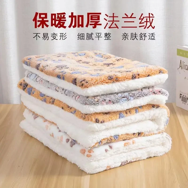 猫咪睡垫狗垫子秋冬加厚款羊羔肉宠物垫保暖毛毯狗狗猫咪睡觉用垫