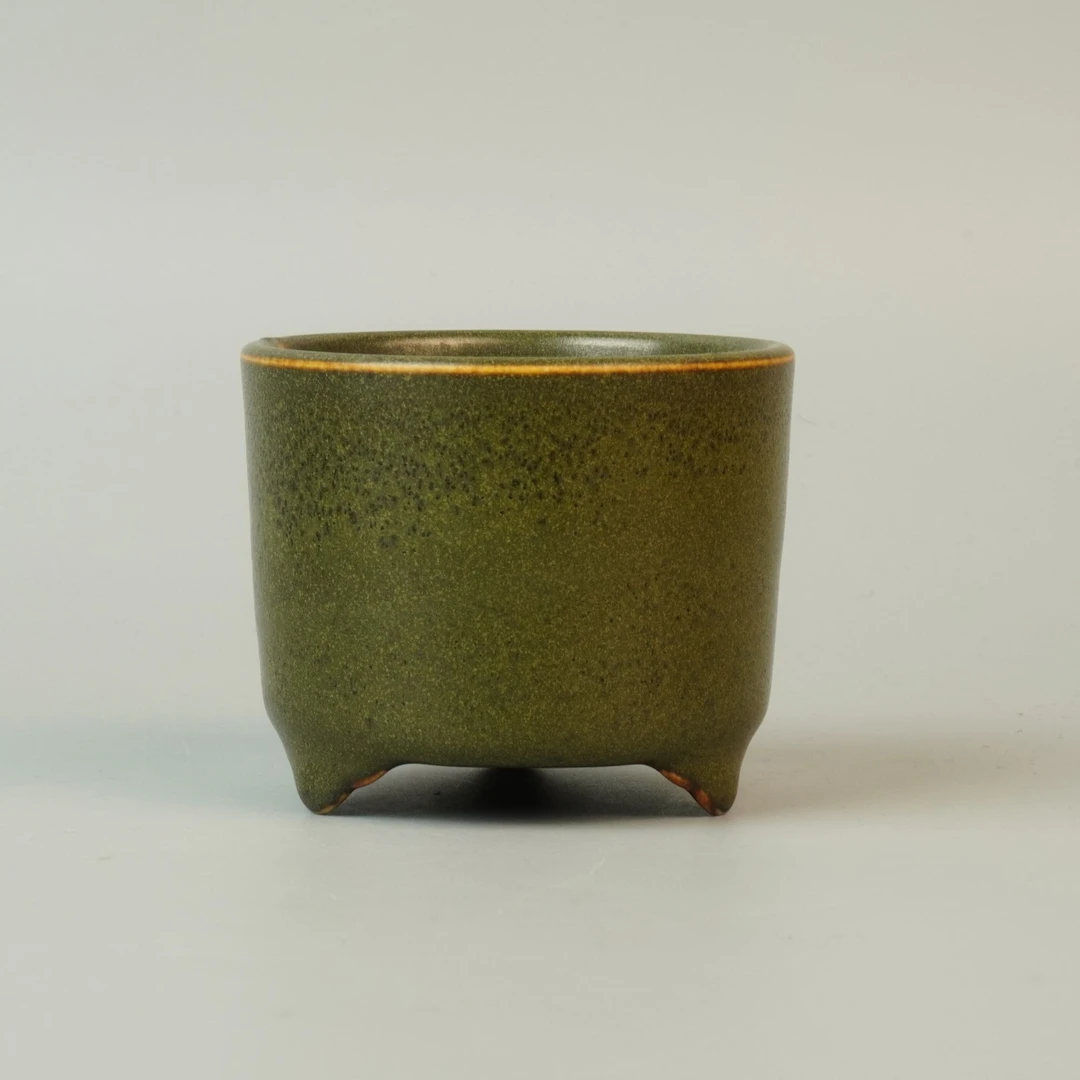 清末民国 茶叶末釉桶式炉  YC202411240414