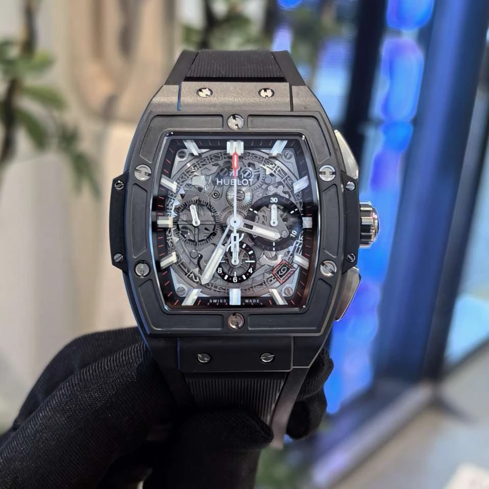 99新 Hublot/宇舶表 疯狂时间俱乐部/641.CI.0173.RX/单表