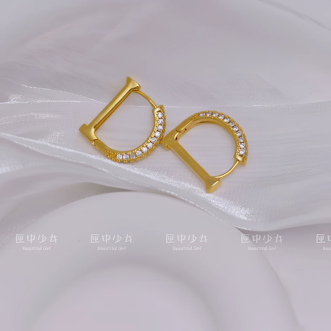 铜合金锆石耳饰 微镶锆石D款简约百搭时尚个性气质耳环金色设计感