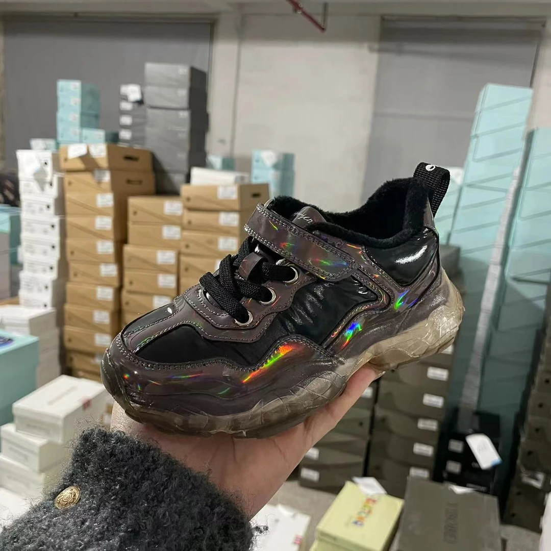 051紫色运动鞋2000