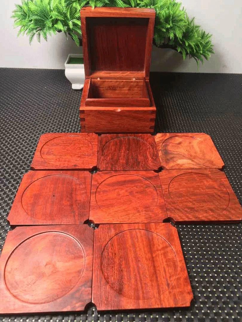 缅甸花梨木方盒杯垫一套，八片装，国标红木，盒10×10cm垫10×10cm