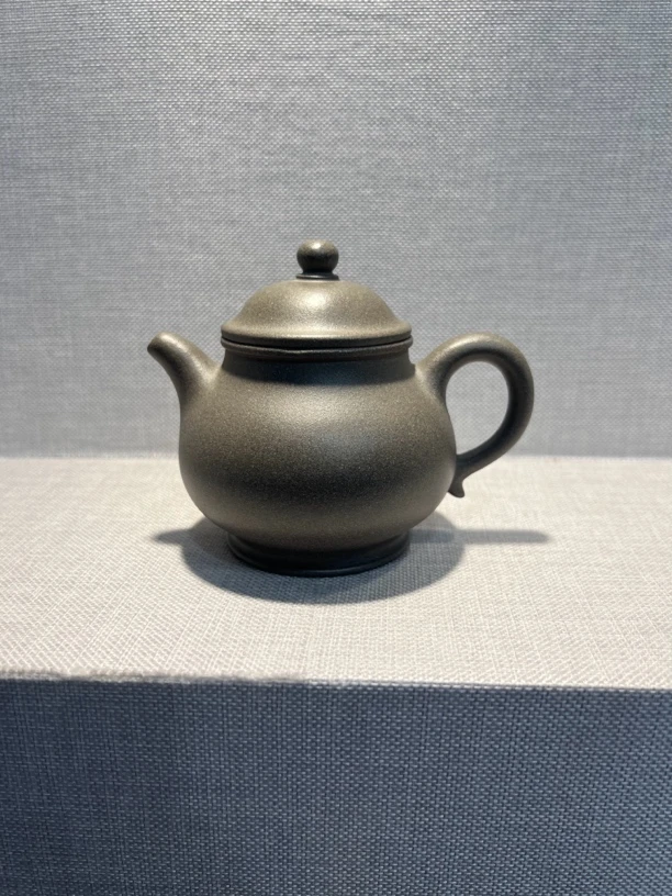 高盘壶 半手工 240cc左右 40目全砂 青灰紫泥