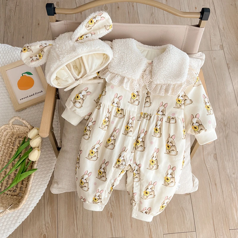 400g婴儿秋冬装连体衣女宝宝新生满月百天哈衣加绒加棉外出爬服冬