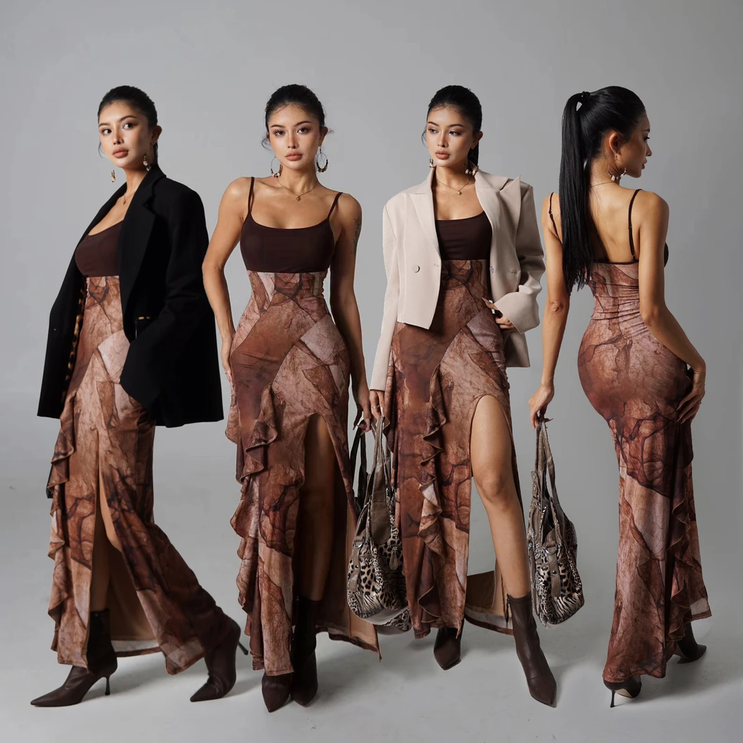 馥郁拿铁 欧美辣妹印花拼接褶皱开叉固定胸垫连衣裙 Y402