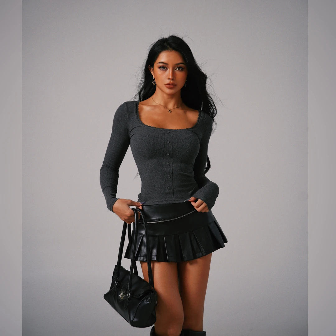 【蜜蜜家】欧美辣妹蕾丝边纽扣方领内搭打底上衣 240233