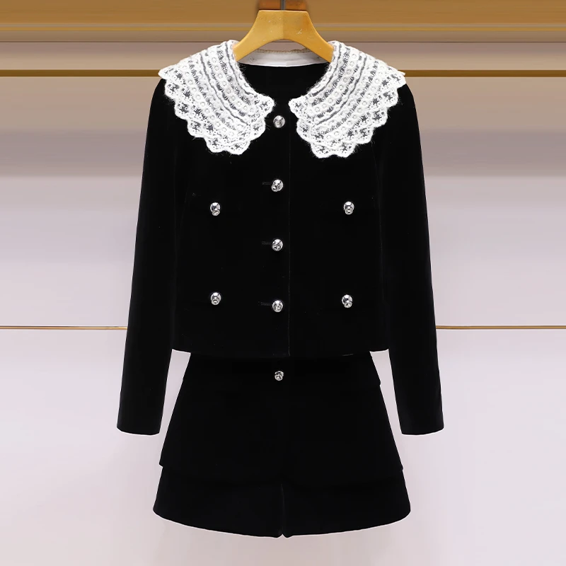小香风丝绒套装2024年秋冬新款气质千金蕾丝翻领外套短裤两件套女