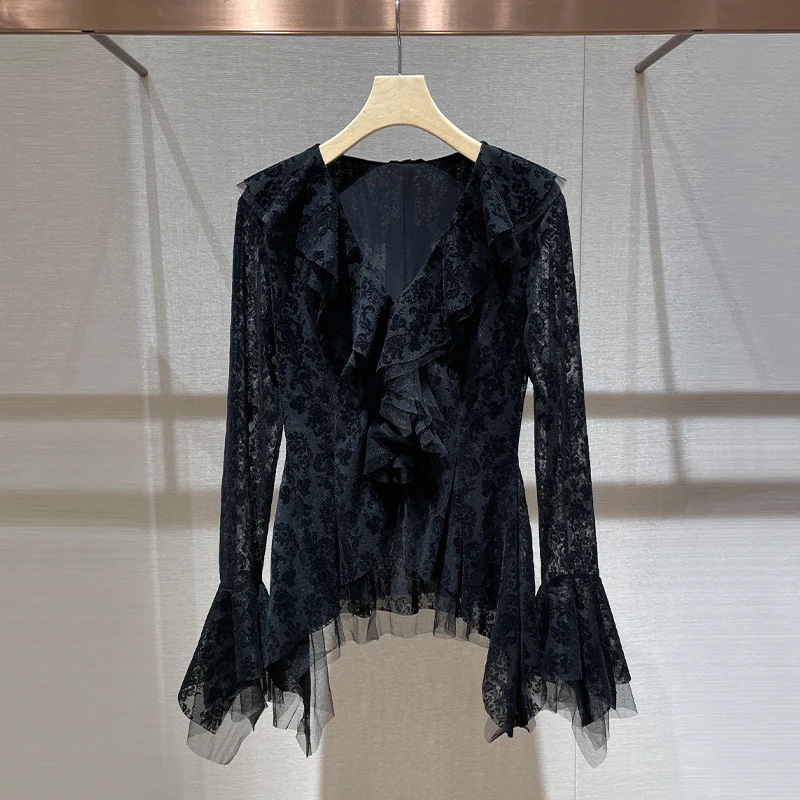 别致甜辣很仙的上衣2024秋新款气质V领荷叶边喇叭袖辣妹修身小衫