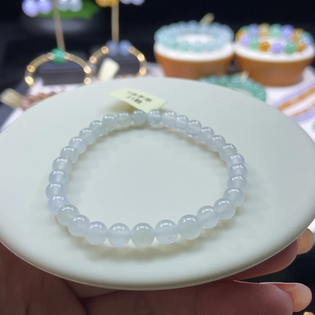 翡翠手串未镶嵌翡翠冰淡阳底卡5+