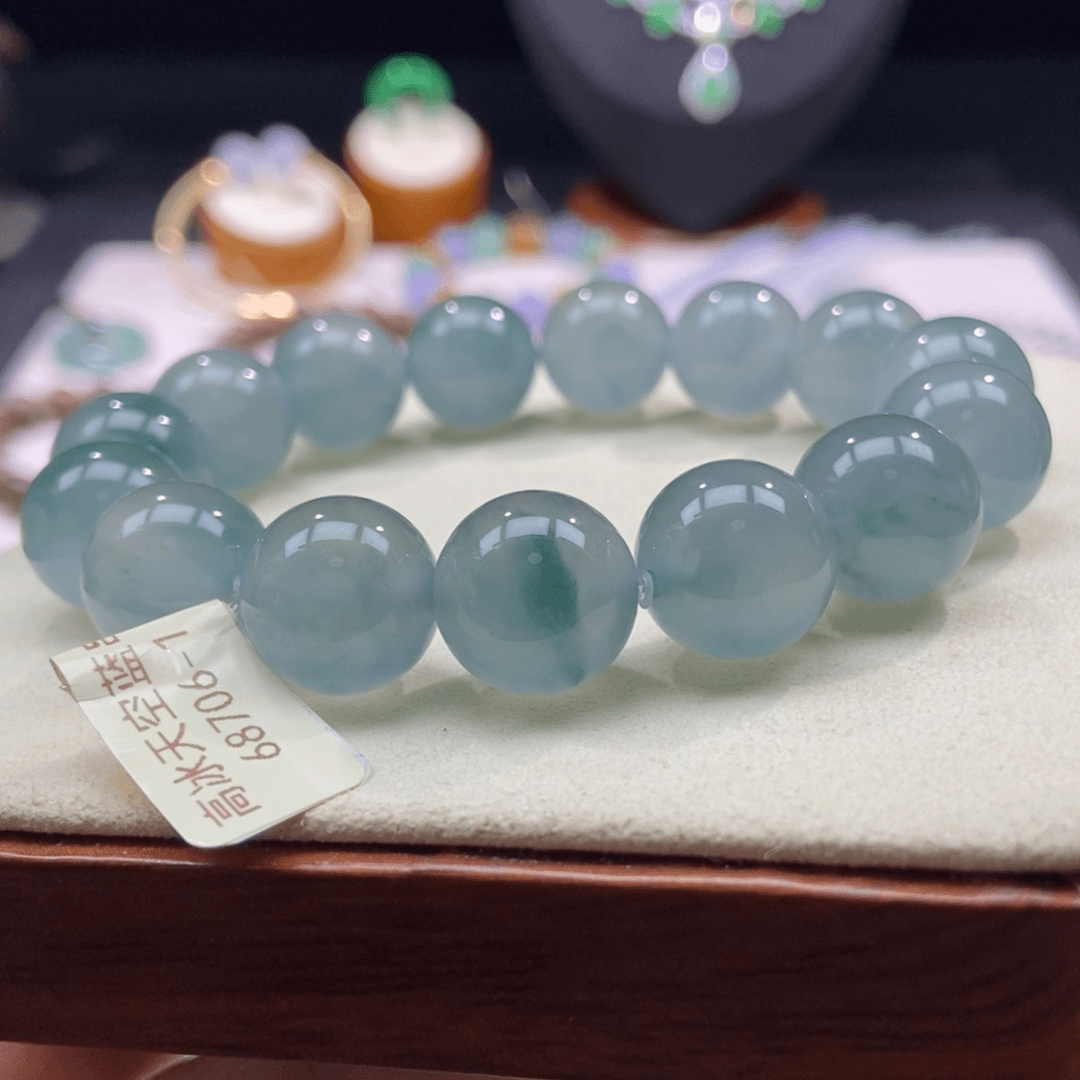 翡翠颈饰未镶嵌高冰天空蓝串卡13➕