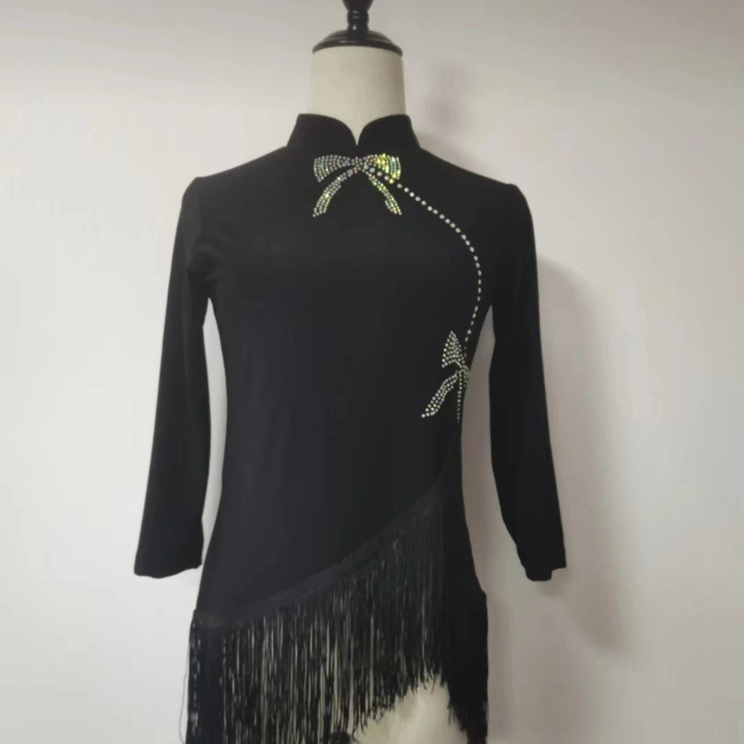 【浩婷雪娟】蝴蝶结压钻流苏衫