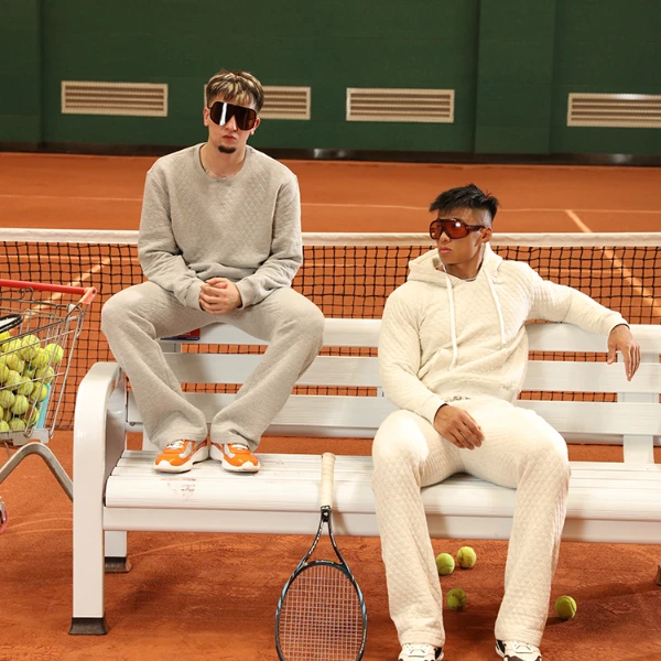 THE FORTÉ 时尚燕麦色/灰色华夫格帽衫