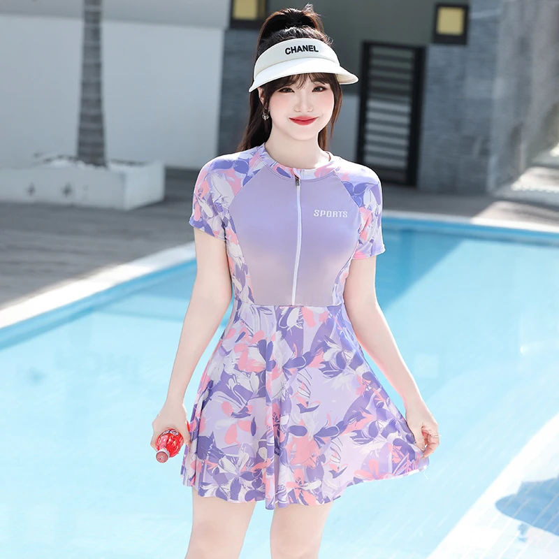 泳衣女款2025年新款连体女士爆款微胖女孩遮肉大码泡温泉游泳衣