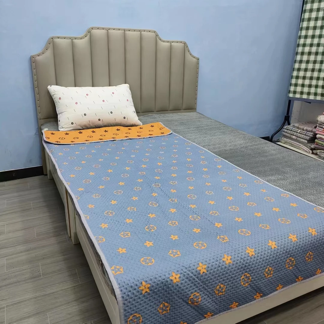 多功能沙发垫单人夹棉床盖学生宿舍床盖双面两用可机洗防滑两面