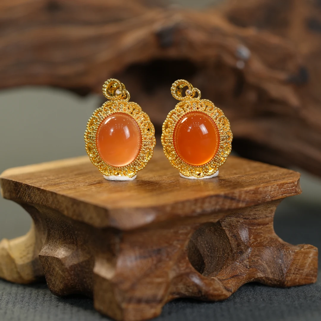 【初见珠宝】18K金南红吊坠31-1CY356X3【多样性发一件】约11*9mm+