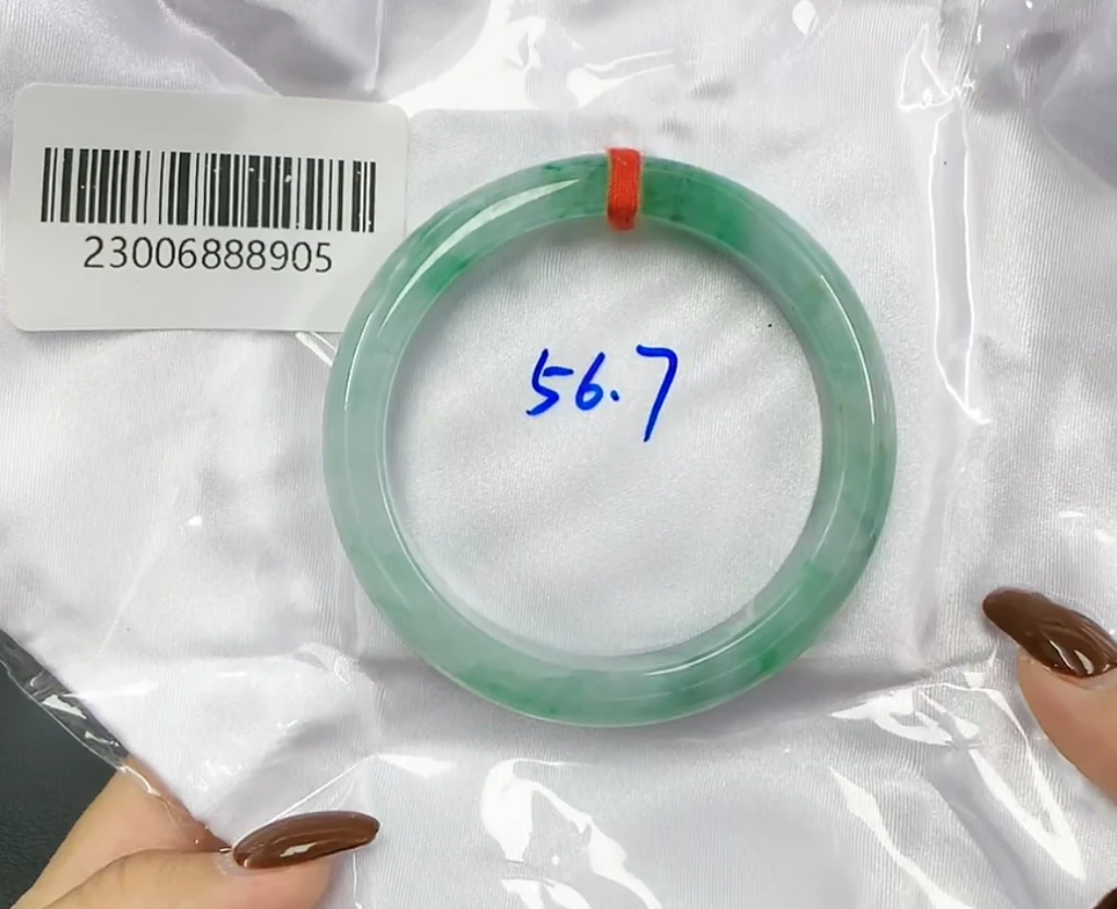 天然缅甸翡翠A货手镯 56.7正圈