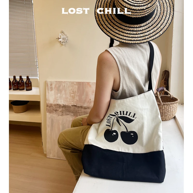 Lost Chill-原创复古樱桃大容量帆布包日韩简约斜挎包包法式休闲