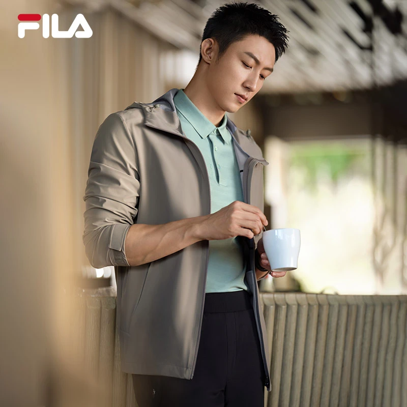 Fila/斐乐轻薄外套男子2023秋季 新款简约商务休闲男装F11M332503