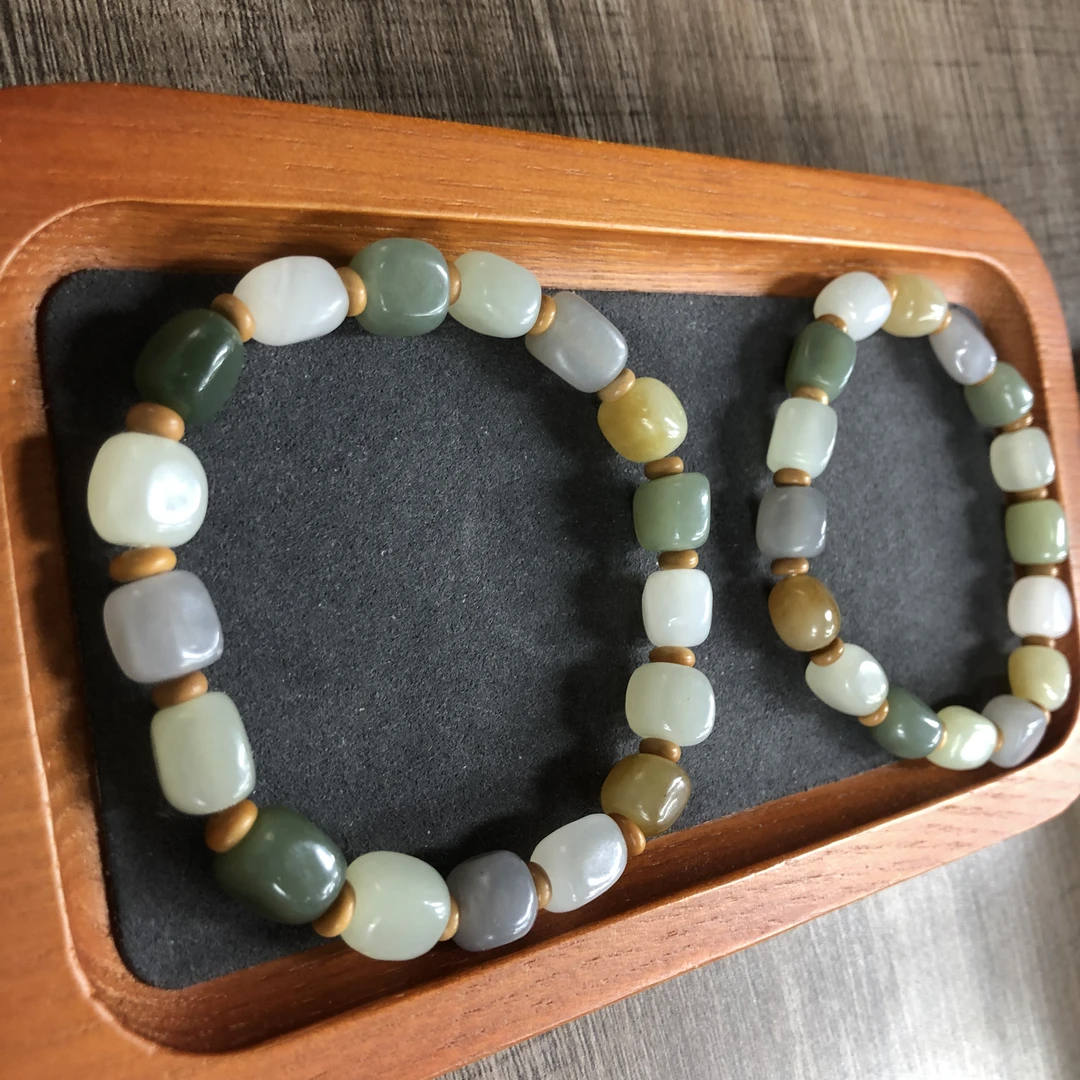 和田玉随型多宝手串多样性发一需要包容