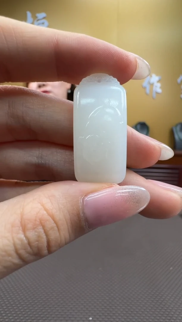 【闪购商品】和田玉挂件未镶嵌猪