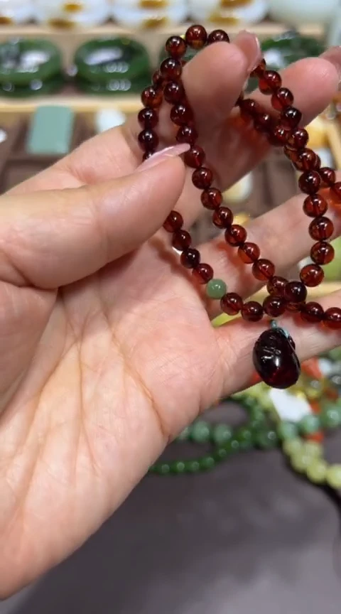 【闪购商品】琥珀颈饰未镶嵌拍一发一,多样性发货5-6