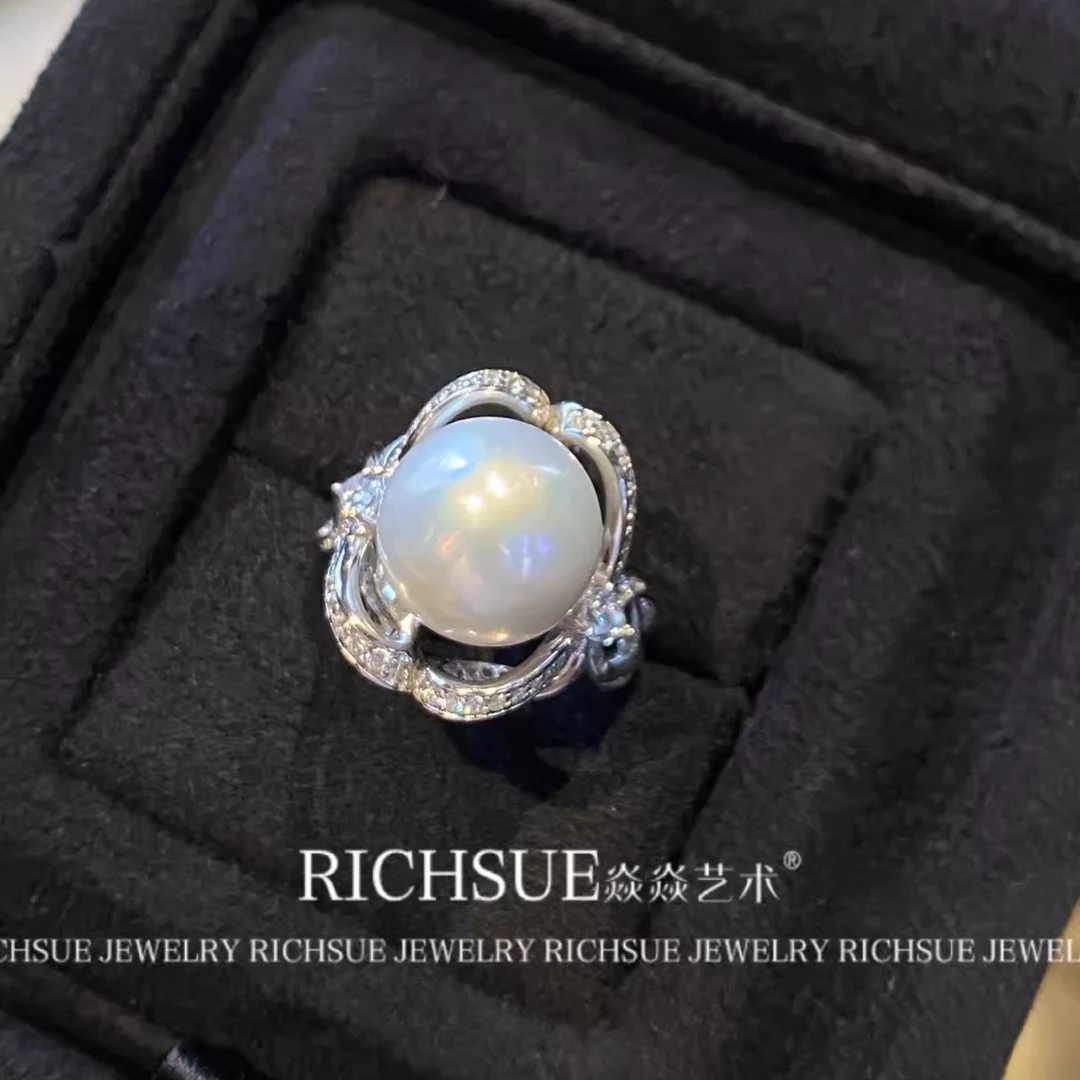 非金属合成锆石戒指 RICHSUE 白色珠花朵戒指 s925银 简约时尚