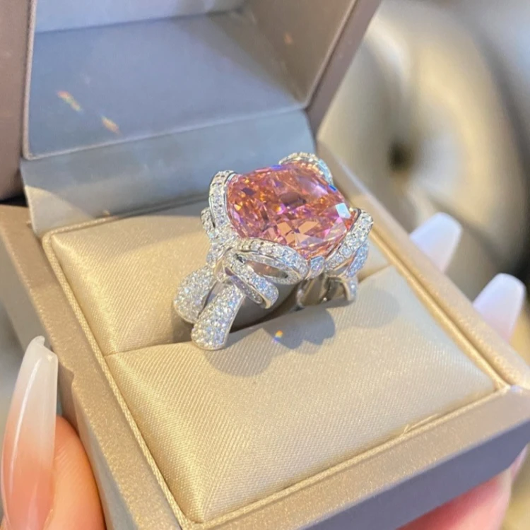 925银合成锆石戒指 RICHSUE 蝴蝶结粉色戒指s925银镀金 时尚精致