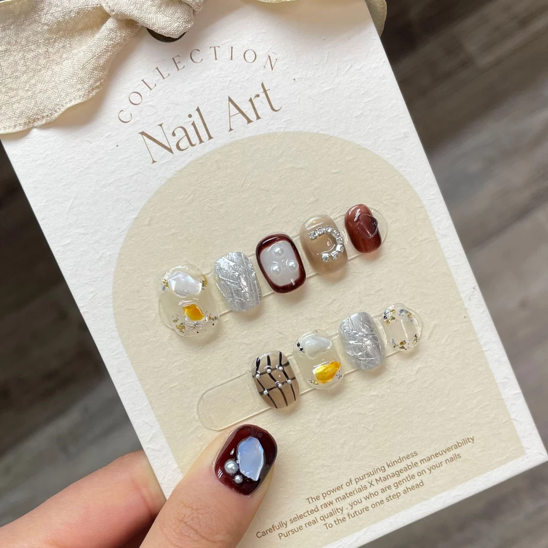 咖色菱格链条手工穿戴甲假指甲贴美甲短款显白手工美甲成品穿戴甲