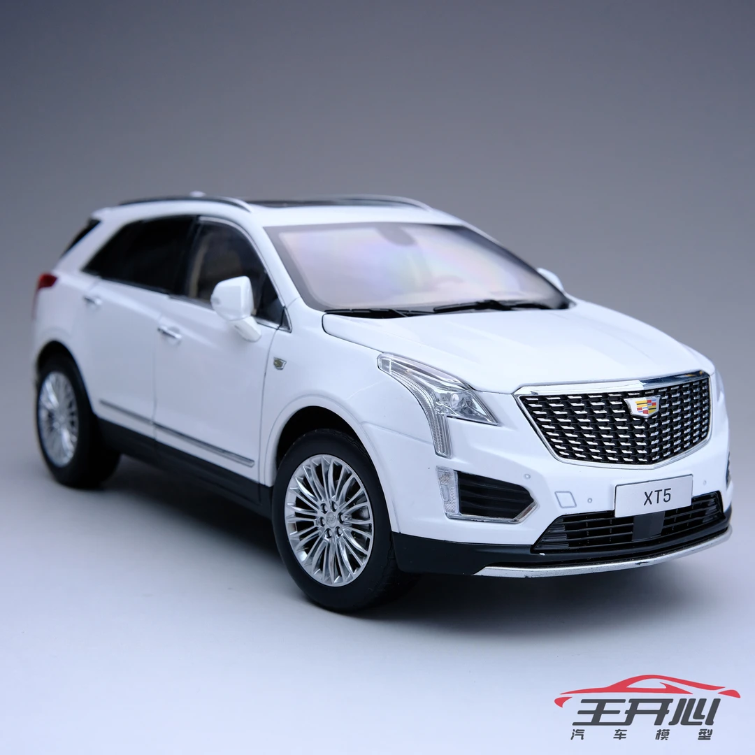 1/18 凯迪拉克 XT5 原厂收藏版 合金全开 汽车模型