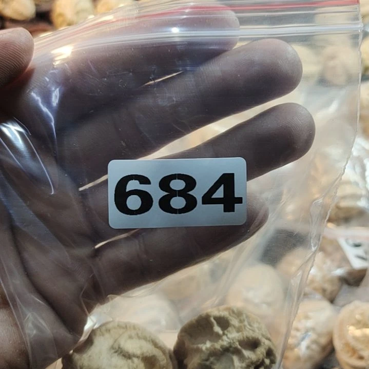 【闪购商品】文玩核桃吊坠幸**人