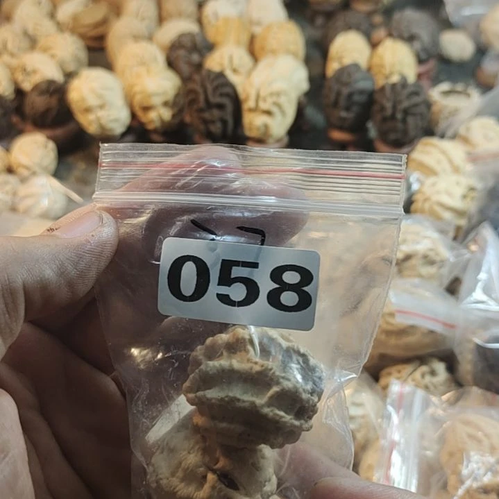 【闪购商品】文玩核桃吊坠时**止