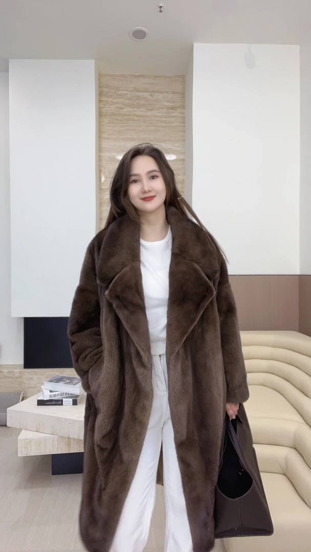 漫余MANYU『茧型』秋冬新款轮廓型水貂皮草外套阔版用料十足百搭
