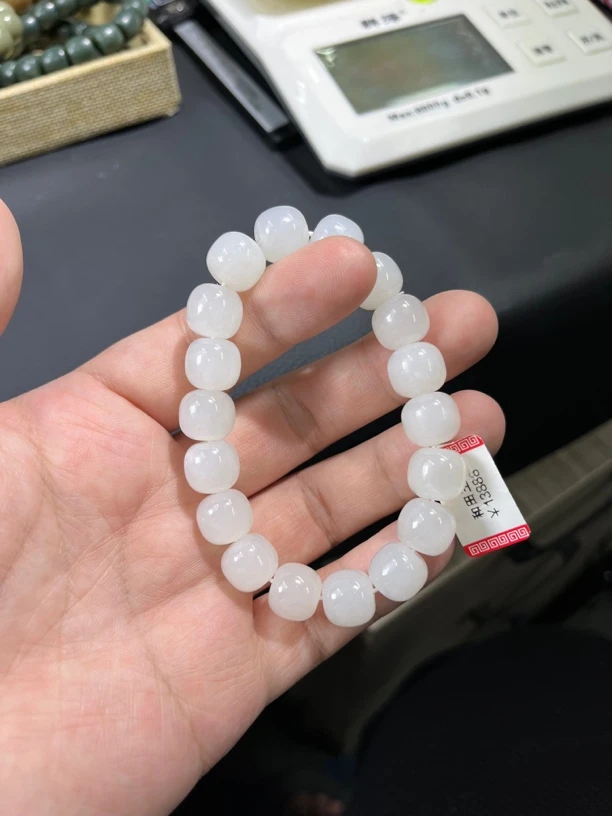 新疆且末天泰料卡12手串