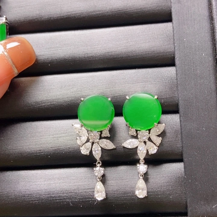 翡翠颈饰18K金镶嵌