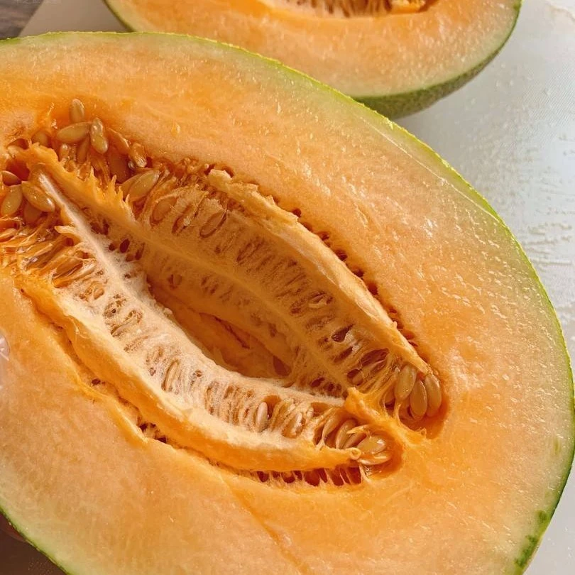 双喜哈蜜瓜【整果】一个约3.5-4斤左右  超甜 脆爽 多汁！整果不切，要切请备注！包送到家！