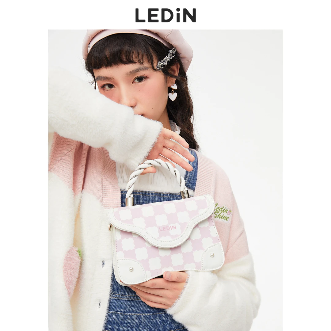 乐町精致手拎斜挎包白色棋盘格纹包甜美少女时尚百搭肩包复古潮流